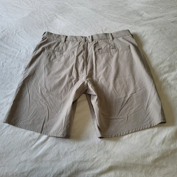 Johnnie O Prep Performance Shorts Mens 34 Gray Flex Stretch 9" Inseam Golf - Picture 6 of 6